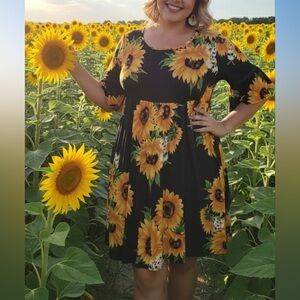 Pinup Fashion Black Sunflower Dress